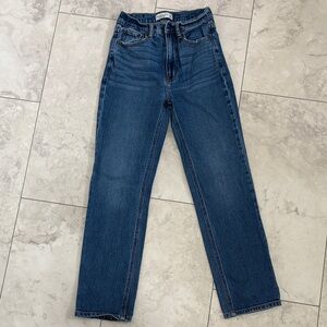 Abercrombie & Fitch The Ankle Straight Ultra High Rise size 24